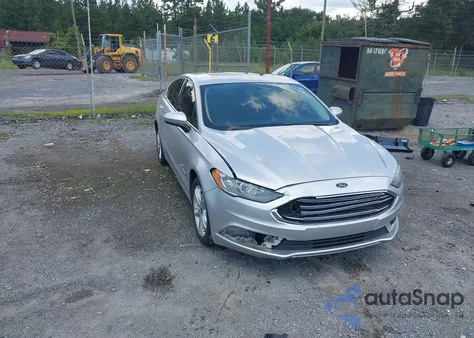 2018 Ford Fusion Hybrid Se z USA, uszkodzony, nr VIN 3FA6P0LU2JR248259